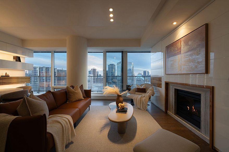 3804 1011 W Cordova Street