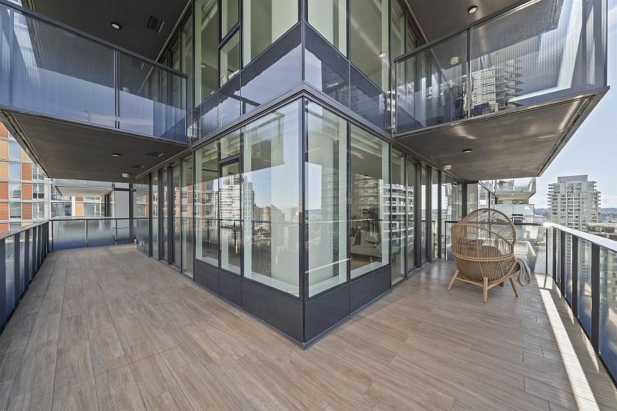 1801 1335 Howe Street
