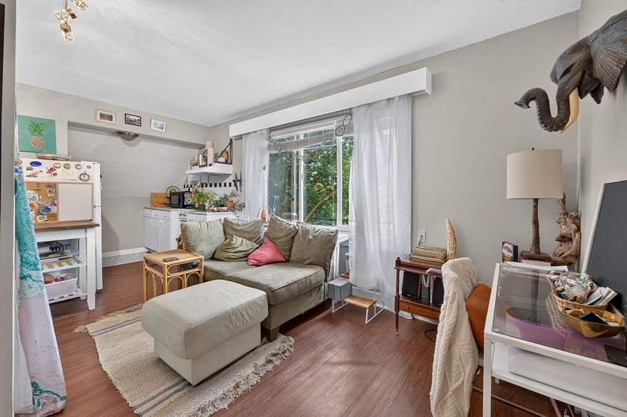 236 W 12th Avenue