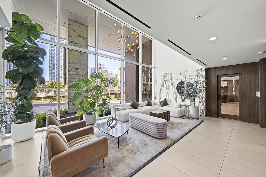 1801 1335 Howe Street