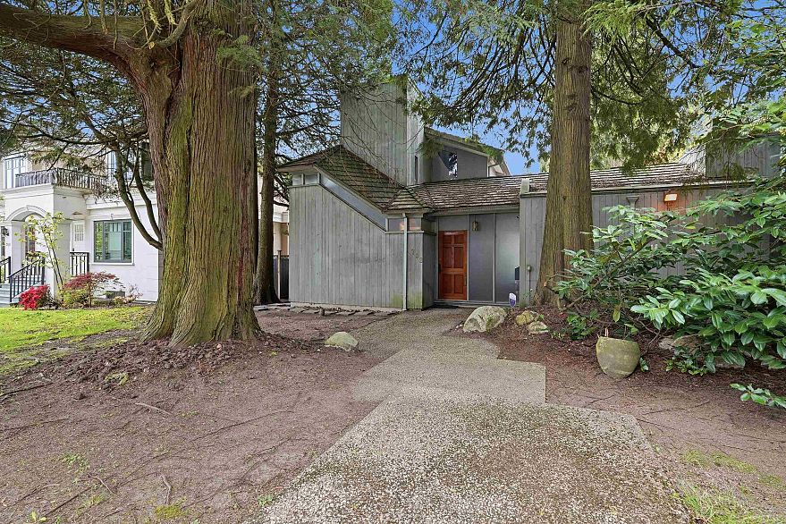 792 W 54th Avenue