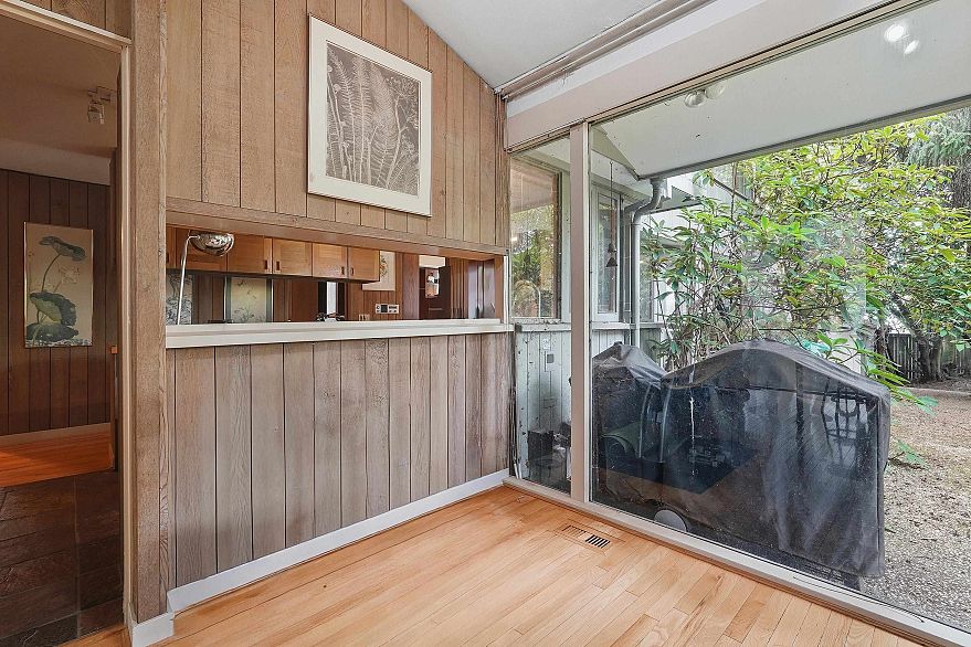 792 W 54th Avenue