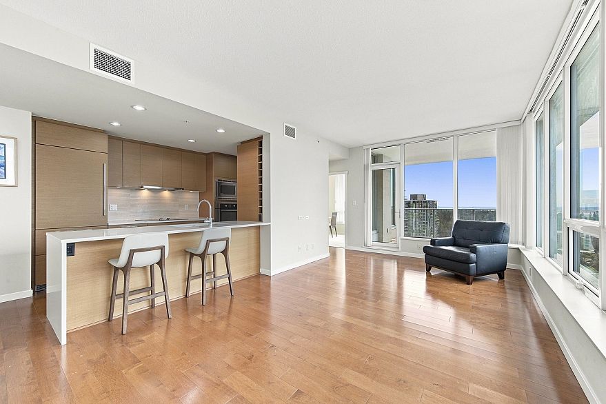 1905 5728 Berton Avenue