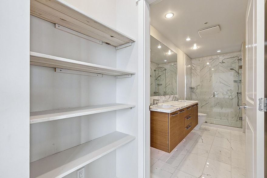 1905 5728 Berton Avenue