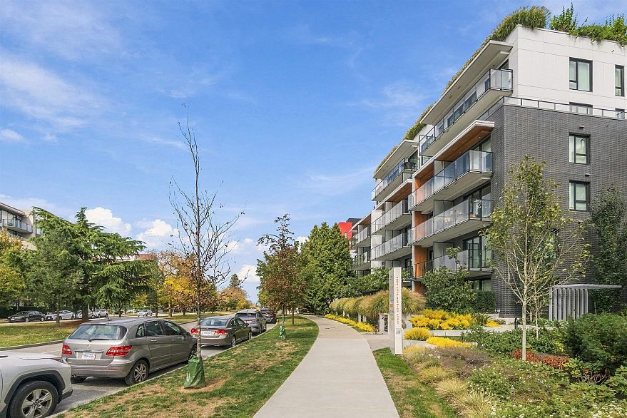 205 5168 Cambie Street