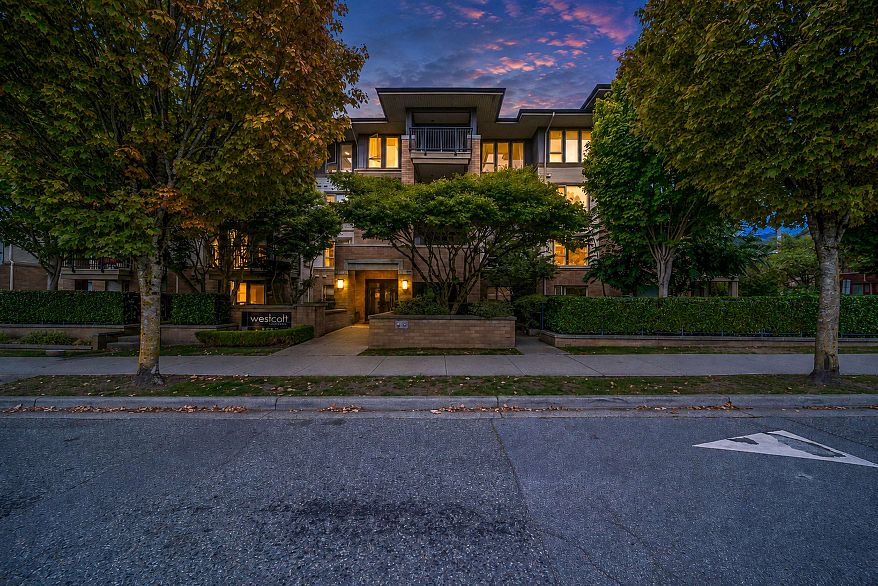 214 2388 Western Parkway