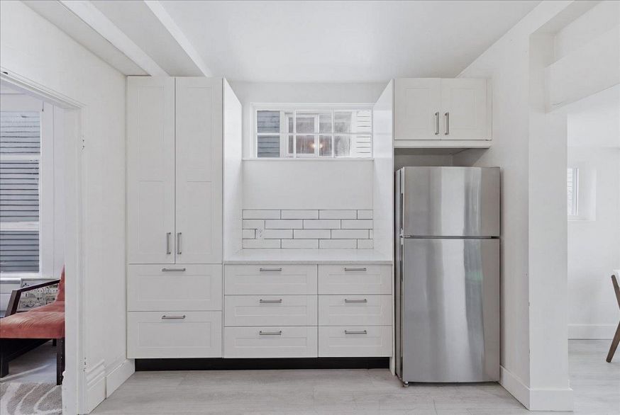 14 W 14th Avenue