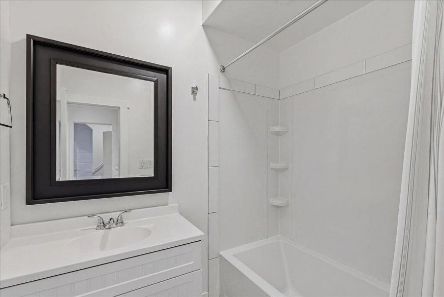 14 W 14th Avenue
