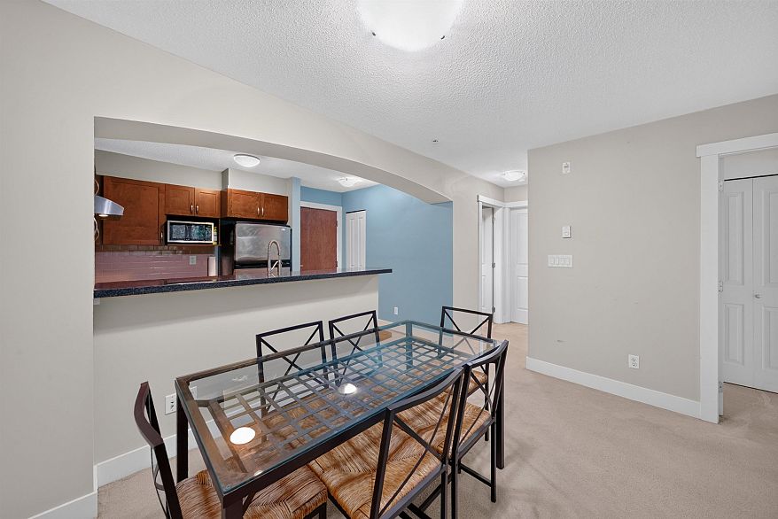 214 2388 Western Parkway