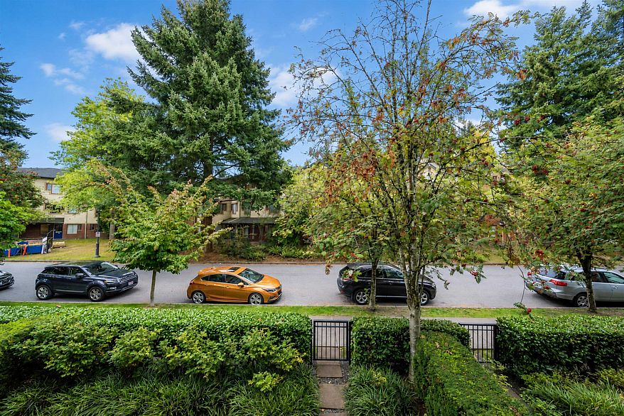 214 2388 Western Parkway
