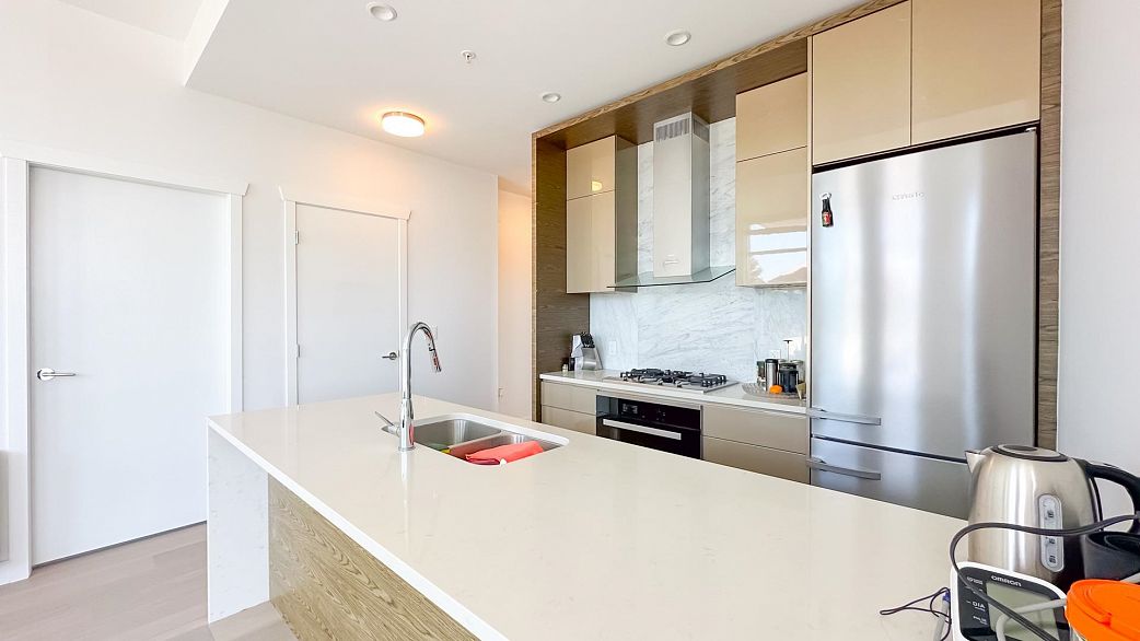 308 6733 Cambie Street