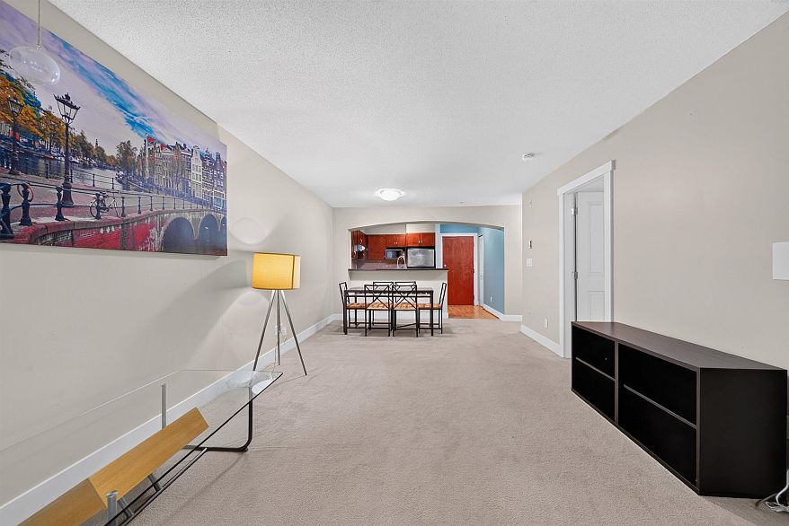 214 2388 Western Parkway