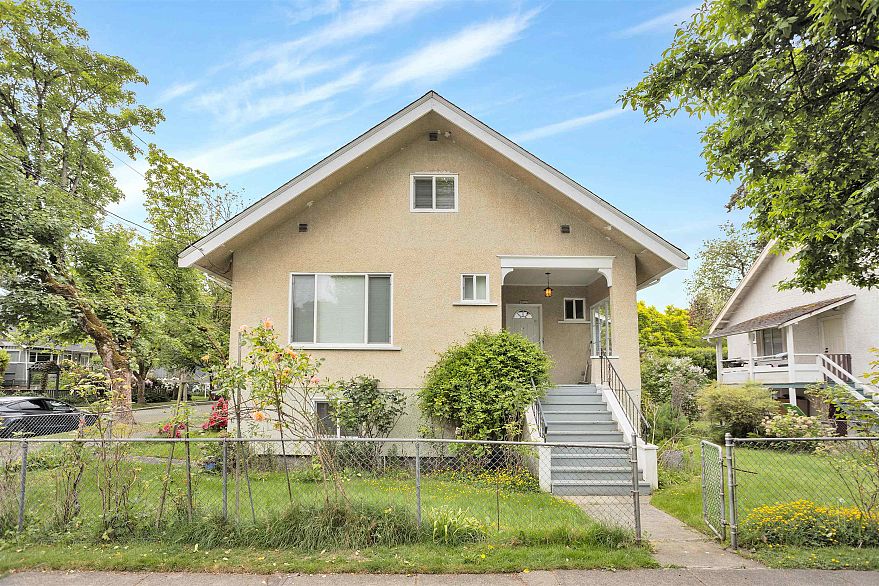 2206 Musqueamview Street