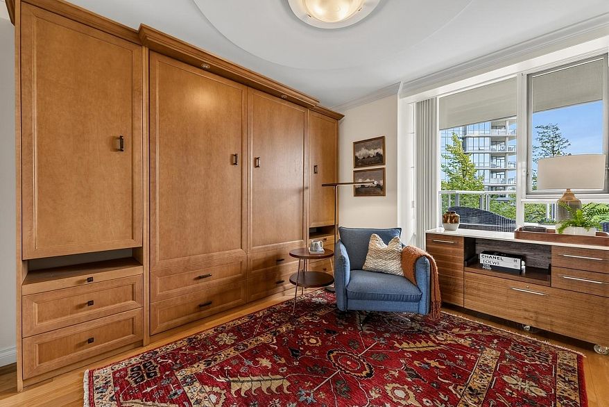 306 1383 Marinaside Crescent