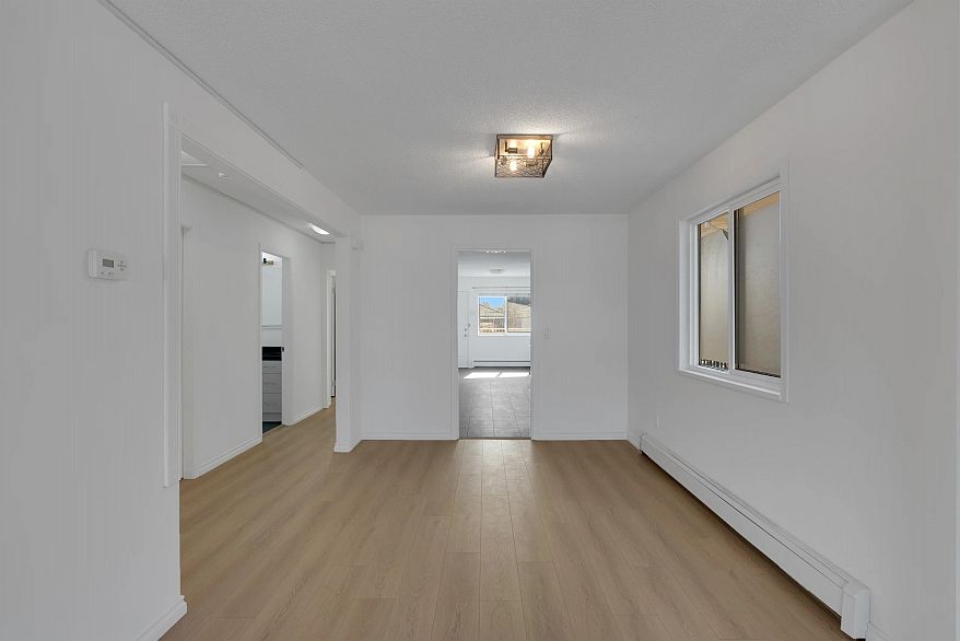 166 E 51st Avenue