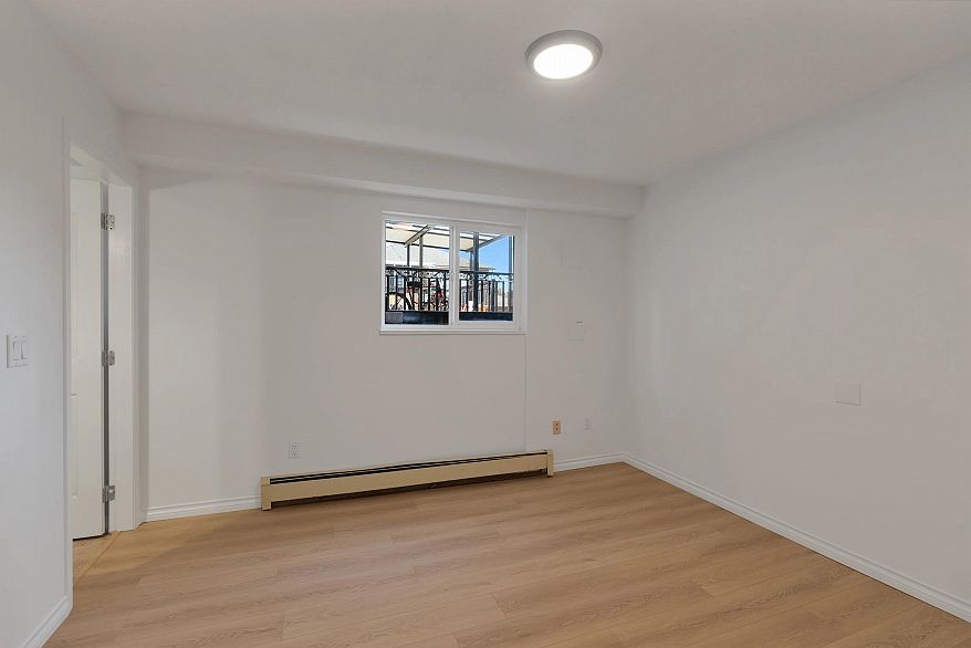 166 E 51st Avenue