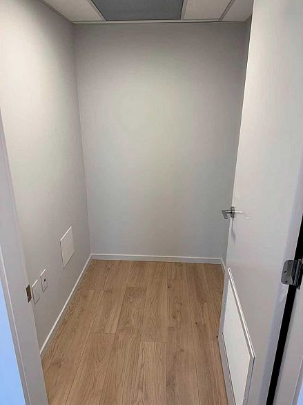 512 2729 Kingsway