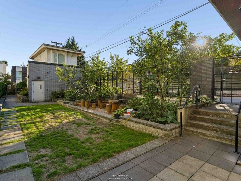 306 6677 Cambie Street