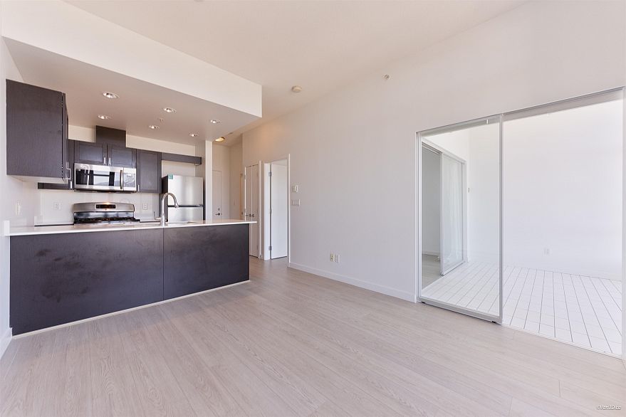 2303 4815 Eldorado Mews