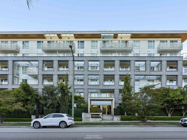306 6677 Cambie Street
