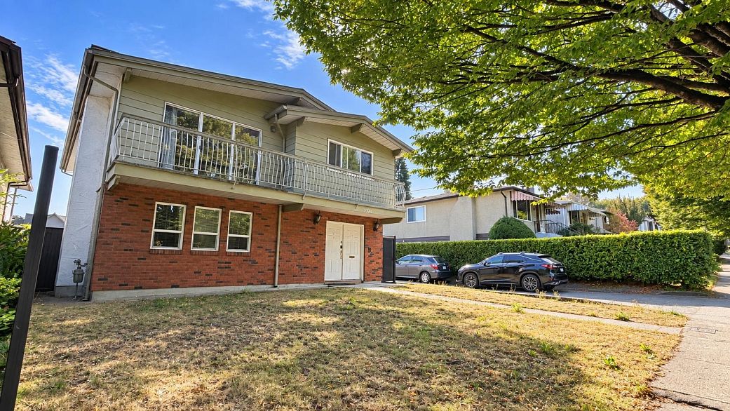 3326 Slocan Street