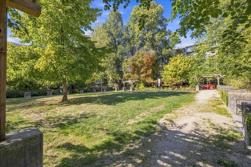 707 2655 Cranberry Drive