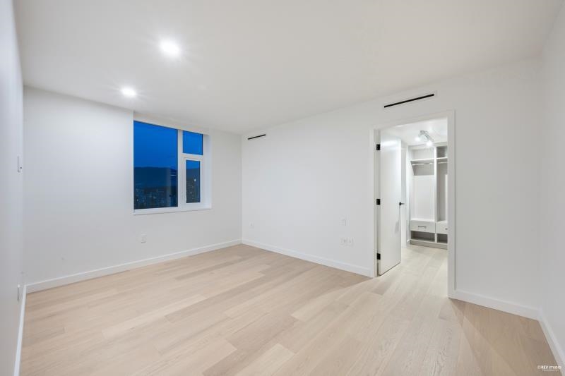 1502 1180 Broughton Street