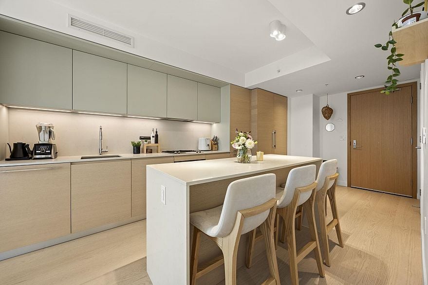 2007 1289 Hornby Street
