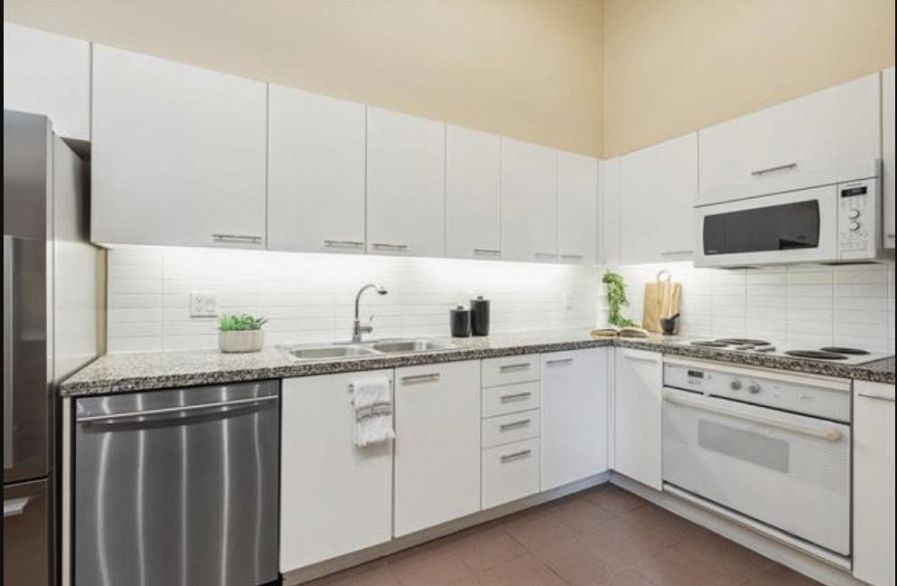 T19 1501 Howe Street
