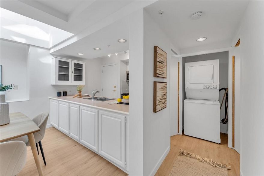 1939 W 12th Avenue