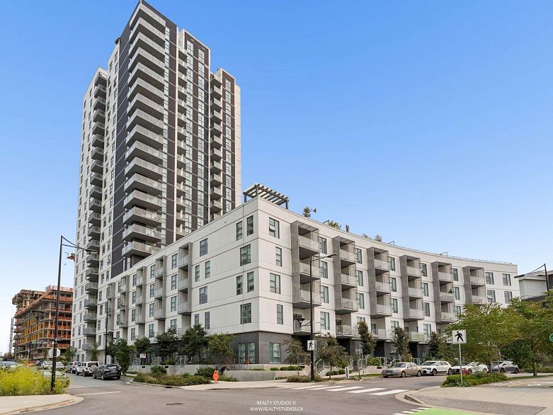 1401 3430 E Kent Avenue