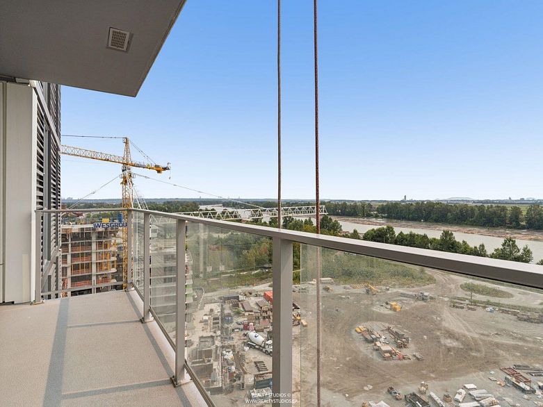 1401 3430 E Kent Avenue