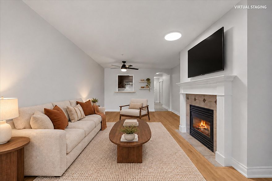 313 5723 Collingwood Street