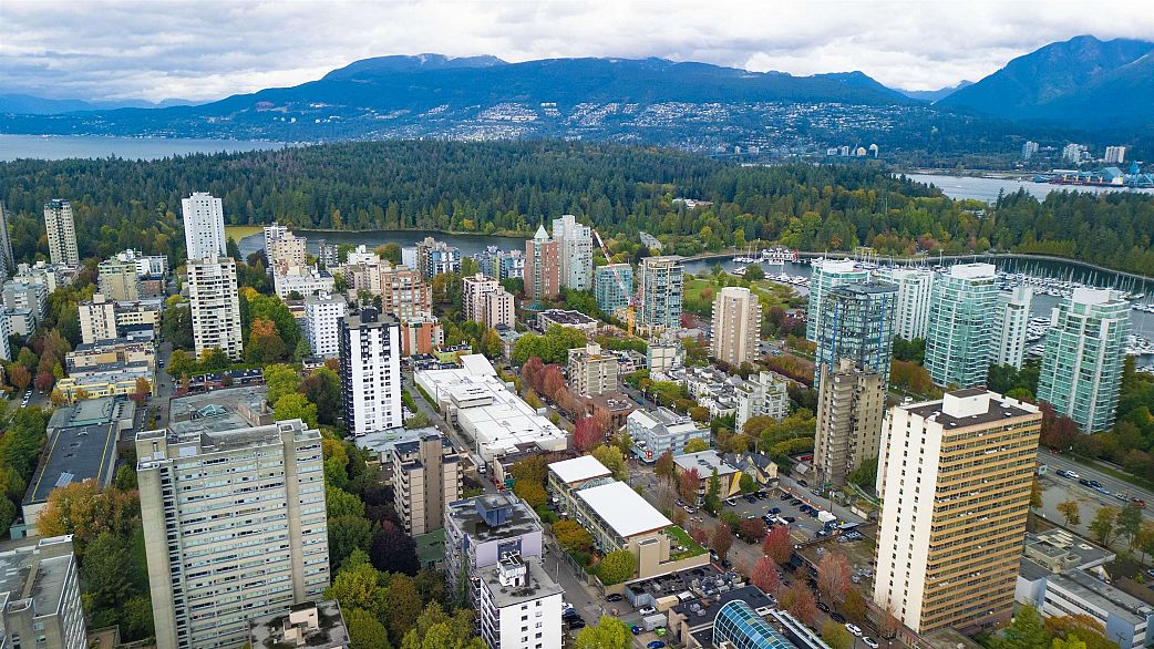 202 1688 Robson Street