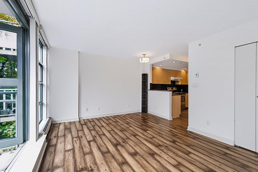 202 1688 Robson Street