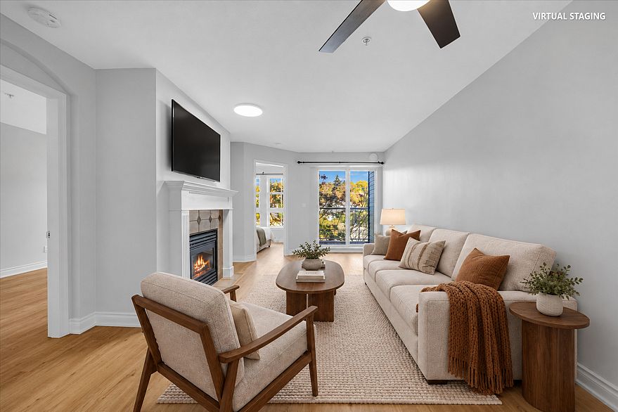 313 5723 Collingwood Street