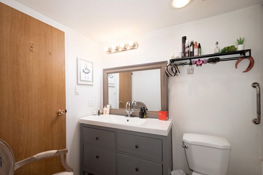 105 2222 Prince Edward Street