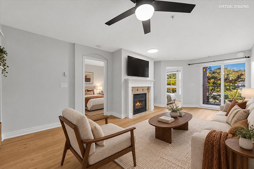 313 5723 Collingwood Street