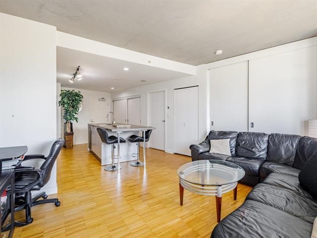 1506 108 W Cordova Street