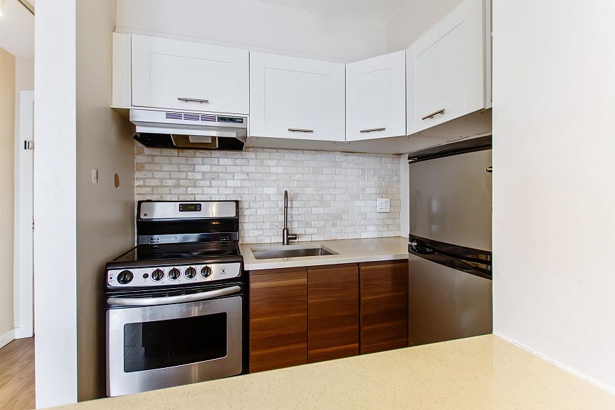308 1250 Burnaby Street