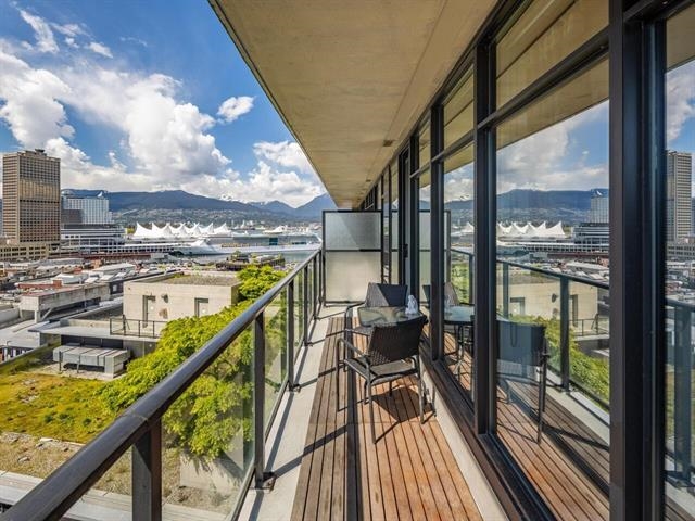 1506 108 W Cordova Street
