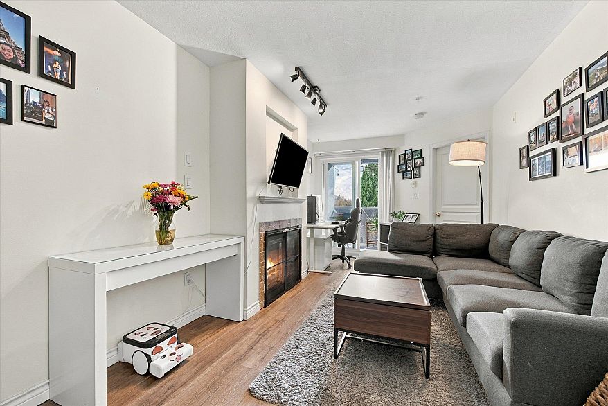 323 760 Kingsway