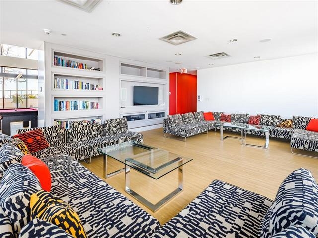 1506 108 W Cordova Street