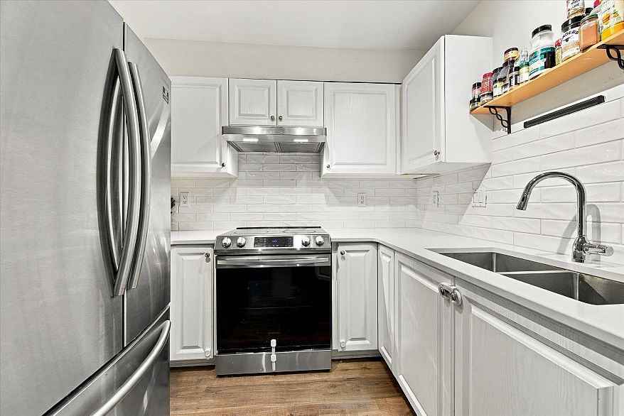 323 760 Kingsway