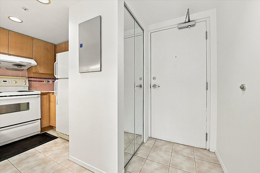 603 183 Keefer Place