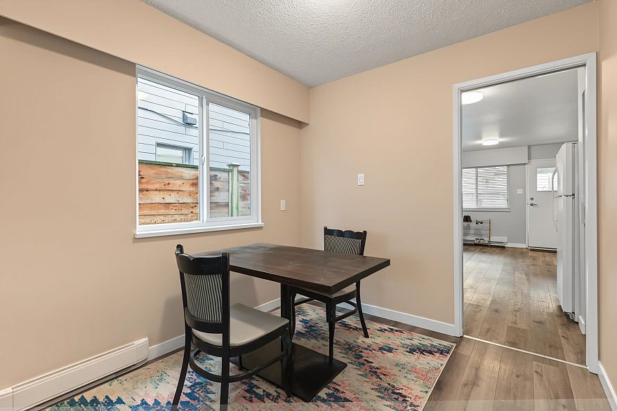 132-134 W 12th Avenue