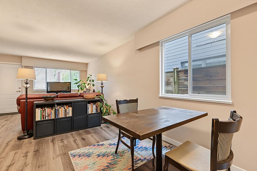 132-134 W 12th Avenue