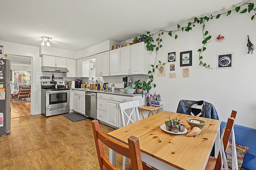 132-134 W 12th Avenue