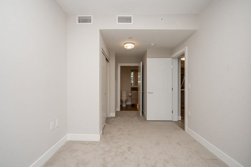 310 3451 Sawmill Crescent