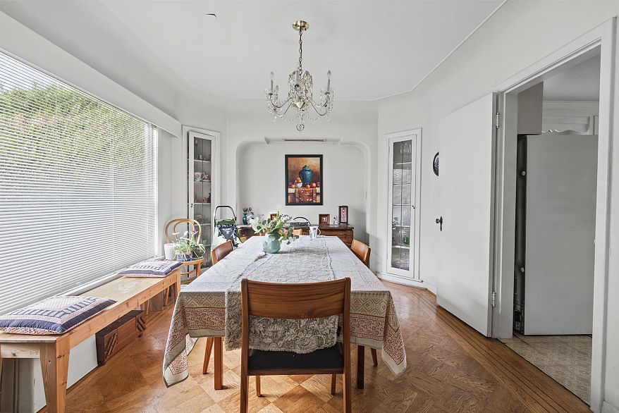 455 W 29th Avenue
